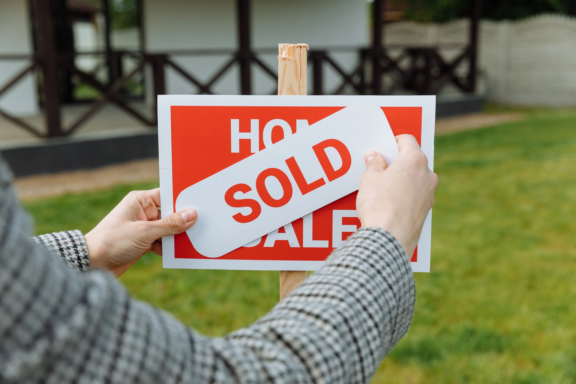 Real Estate Agents: Prepare Clients to Buy a House
