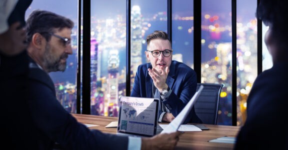 Commercial Settlement Trends Every Investor Should Watch